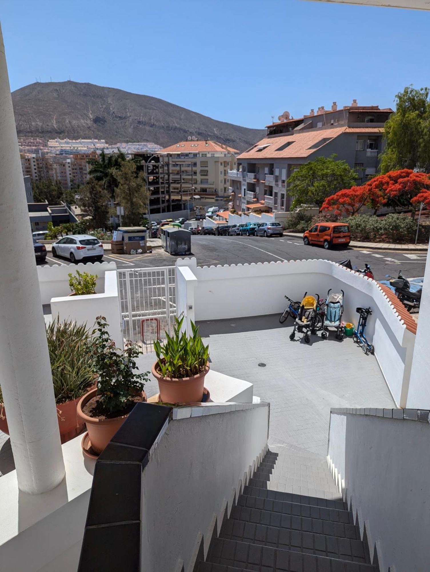 Cozy apartment in Los Cristianos Guincho  Exterior foto